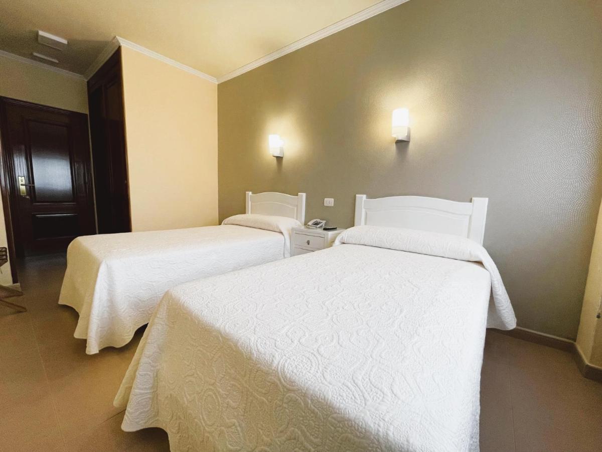 Hotel O Cruceiro Кальдас-де-Рейес Экстерьер фото