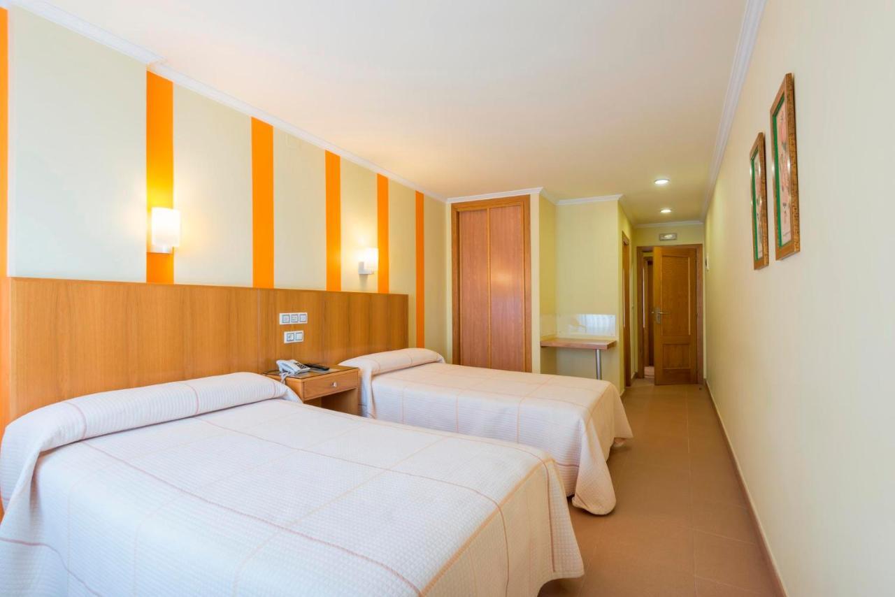 Hotel O Cruceiro Кальдас-де-Рейес Экстерьер фото